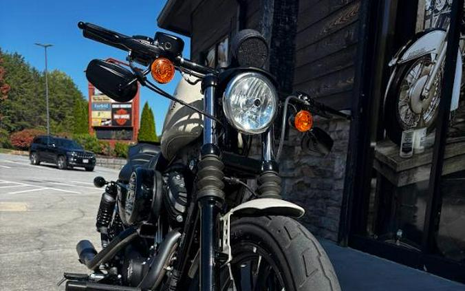 2022 Harley-Davidson IRON 883 XL883N