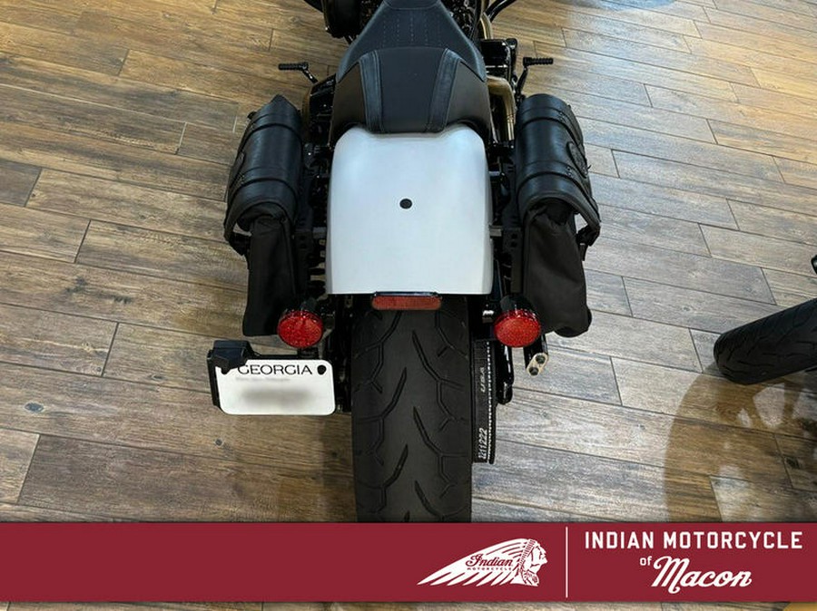 2024 Indian Motorcycle® Sport Chief Ghost White Metallic Smoke