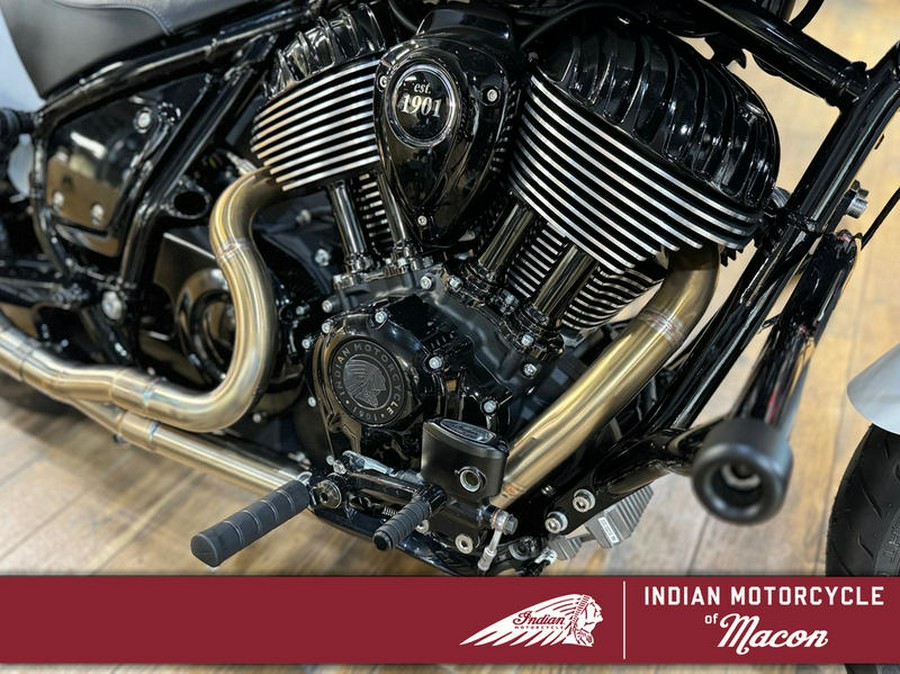 2024 Indian Motorcycle® Sport Chief Ghost White Metallic Smoke