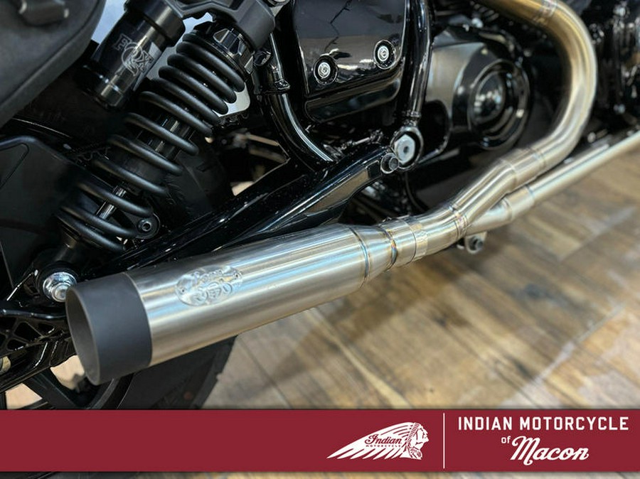 2024 Indian Motorcycle® Sport Chief Ghost White Metallic Smoke