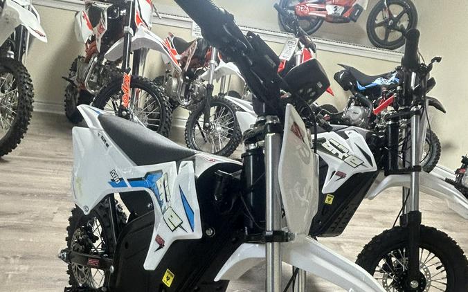 2025 SSR Motorsports SR-E500 Base