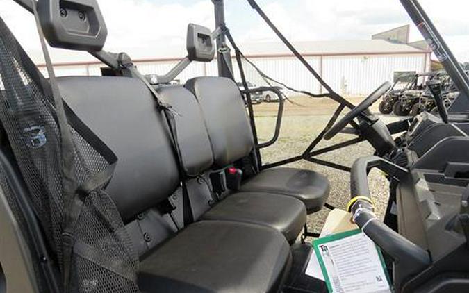 2025 Can-Am Defender DPS HD10