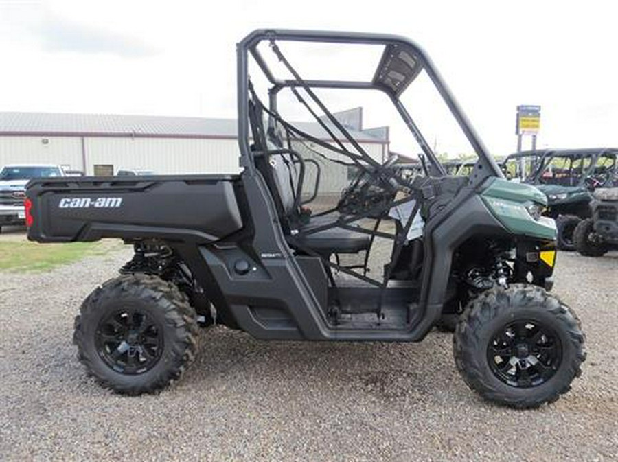 2025 Can-Am Defender DPS HD10