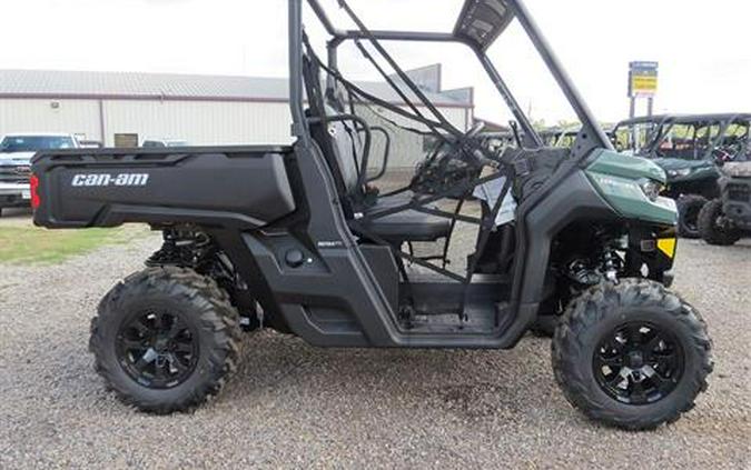 2025 Can-Am Defender DPS HD10
