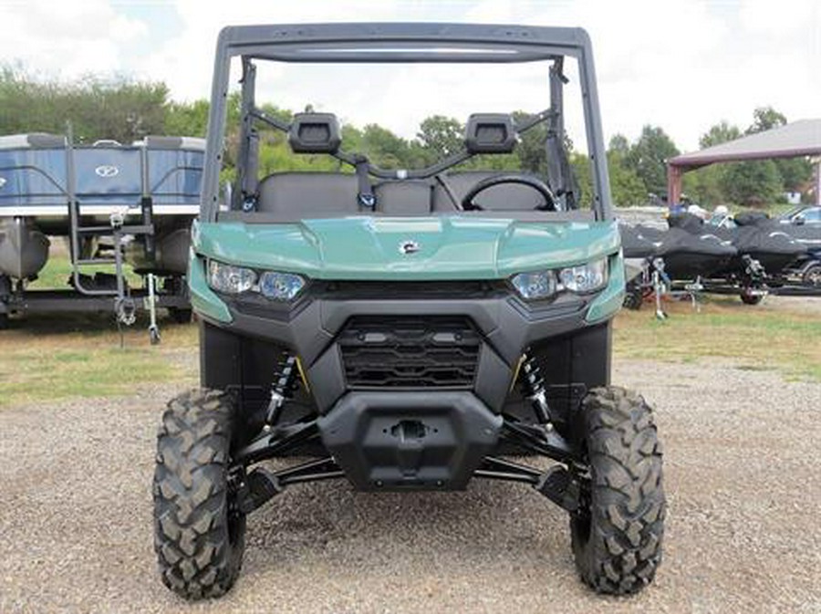 2025 Can-Am Defender DPS HD10