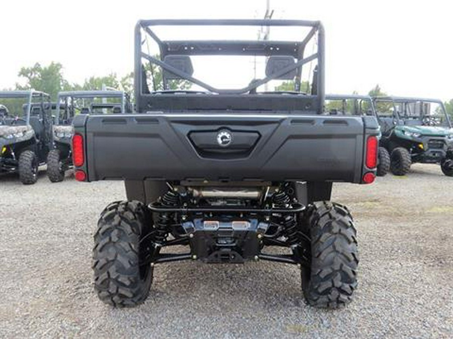 2025 Can-Am Defender DPS HD10