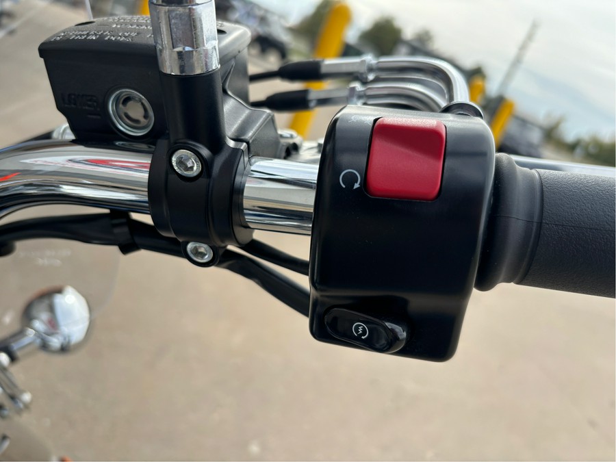 2025 Kawasaki Vulcan 900 Classic LT