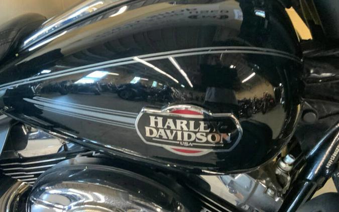 2009 Harley-Davidson® FLHTCU ULTRA CLASSIC