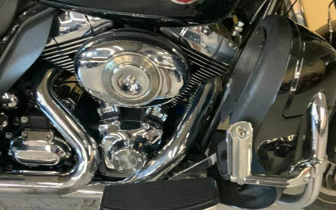 2009 Harley-Davidson FLHTCU ULTRA CLASSIC