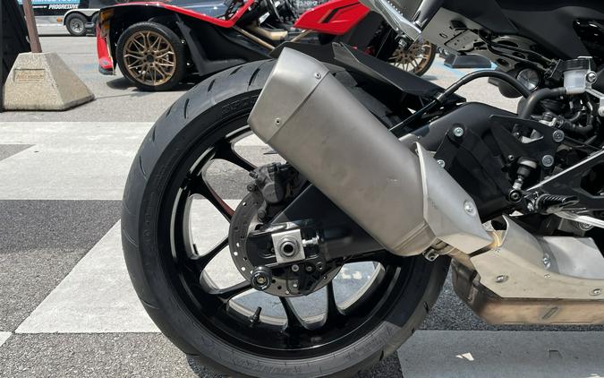2024 Yamaha YZF-R1