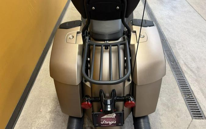 2024 Indian Chieftain Dark Horse w/Powerband Audio Pkg Sandstone Smoke