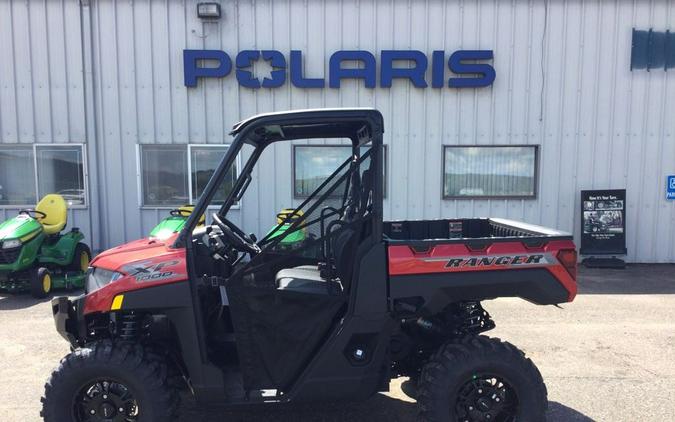 2025 Polaris Industries RANGER XP 1000 Premium Sunset Red