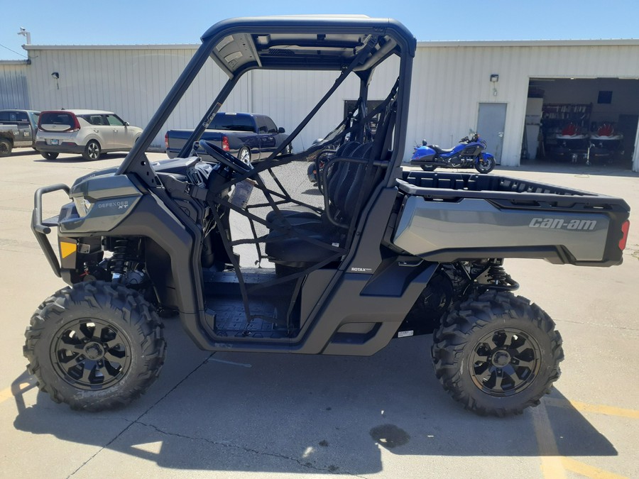 2024 Can-Am™ Defender XT HD10