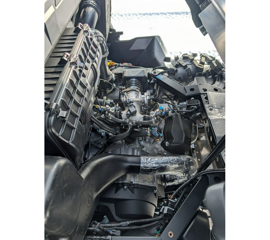 2025 CFMOTO UForce 1000 XL