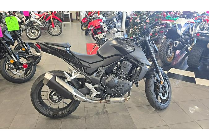 2025 Honda CB750 HORNET