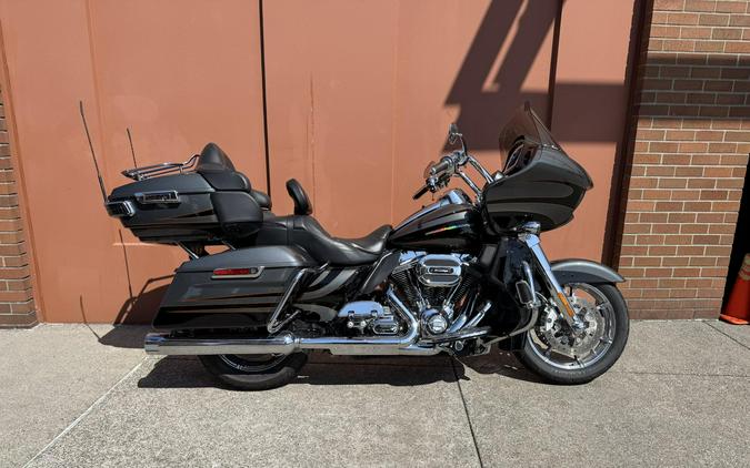 Harley-Davidson® CVO™ Road Glide® Ultra Carbon Dust/Charcoal Slate