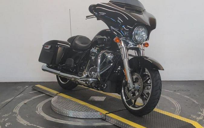 2020 Harley-Davidson® FLHX - Street Glide®