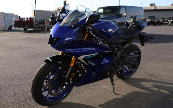 2025 Yamaha YZF-R7