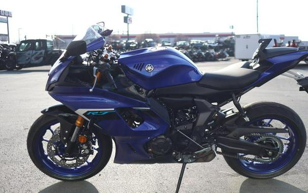 2025 Yamaha YZF-R7