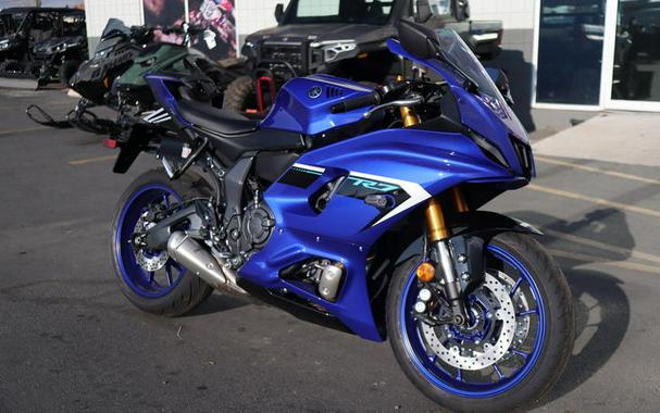 2025 Yamaha YZF-R7