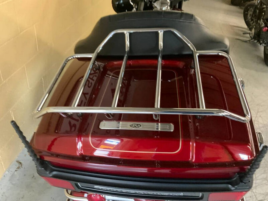 2009 Harley-Davidson® FLHTCU ULTRA CLASSIC