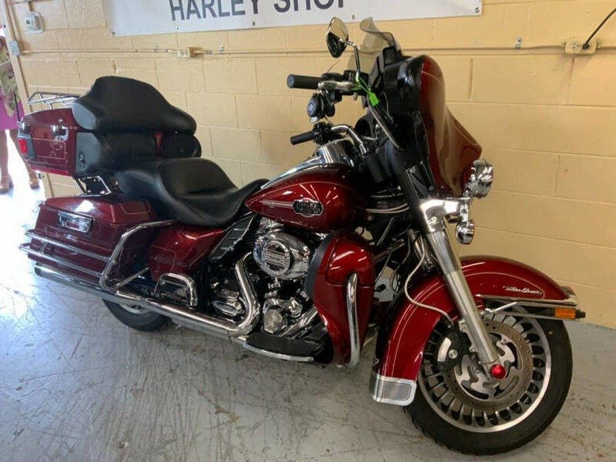 2009 Harley-Davidson® FLHTCU ULTRA CLASSIC