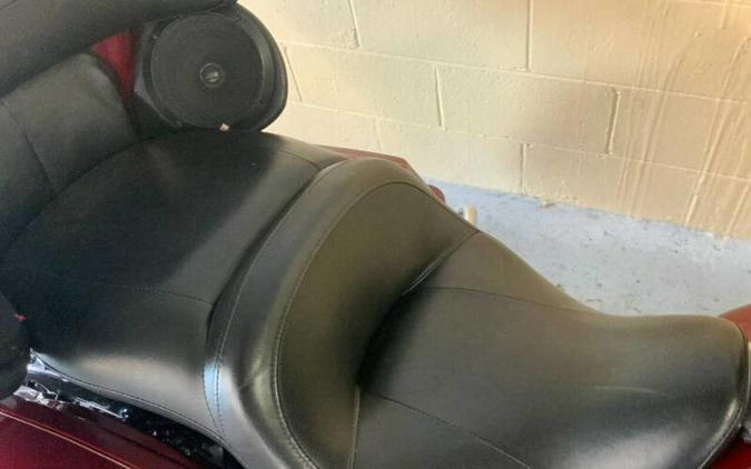 2009 Harley-Davidson® FLHTCU ULTRA CLASSIC