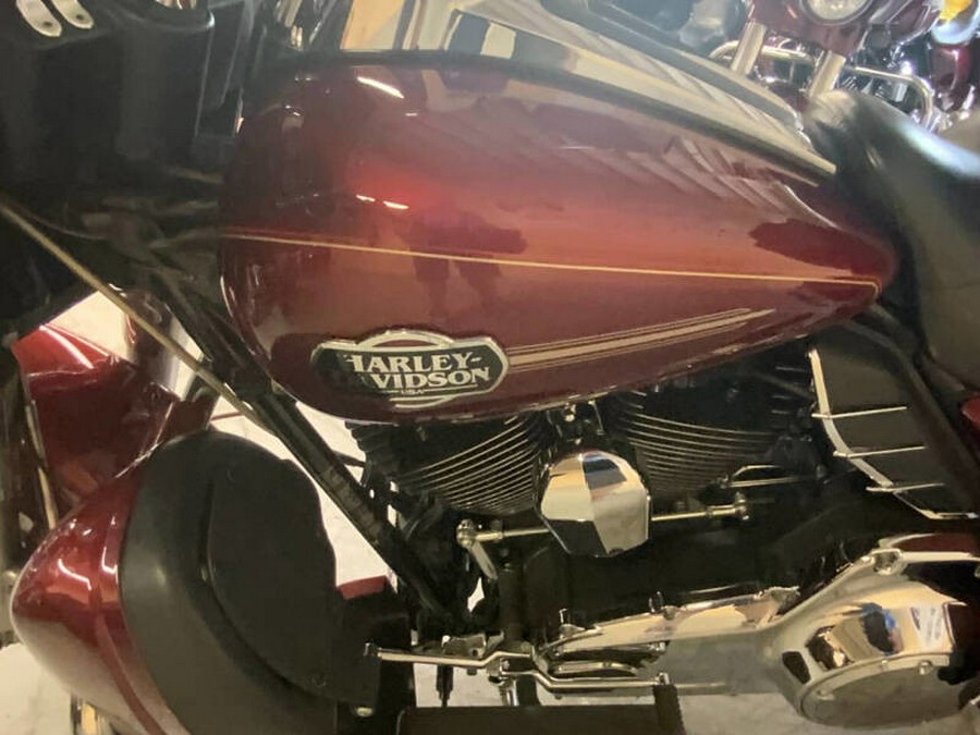 2009 Harley-Davidson® FLHTCU ULTRA CLASSIC