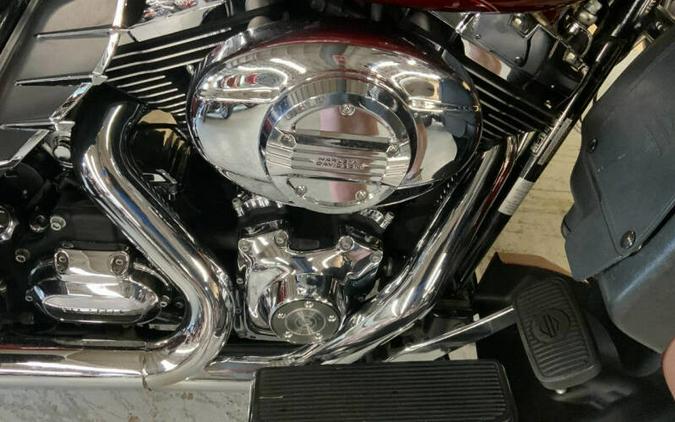 2009 Harley-Davidson® FLHTCU ULTRA CLASSIC