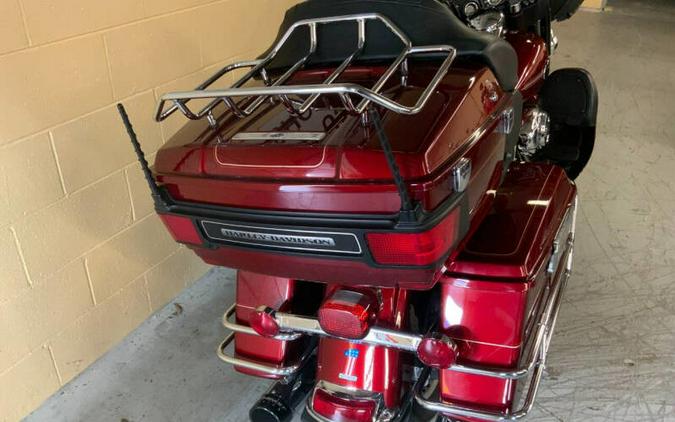 2009 Harley-Davidson® FLHTCU ULTRA CLASSIC