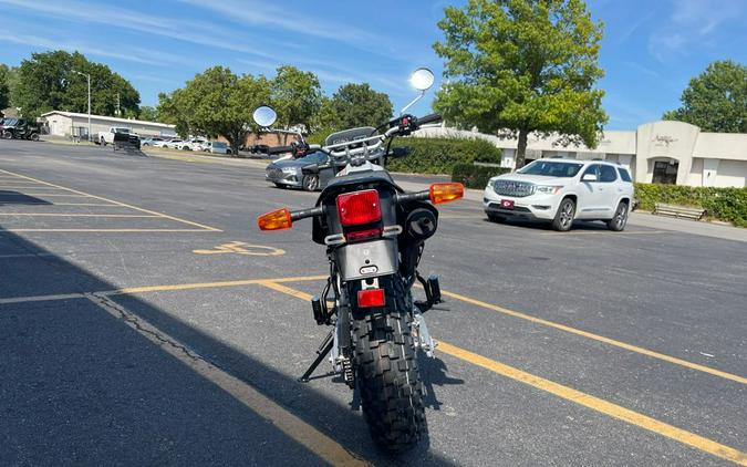 2025 Yamaha TW 200