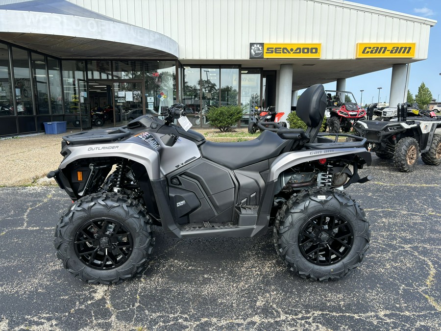 2024 Can-Am™ Outlander™ MAX XT 700