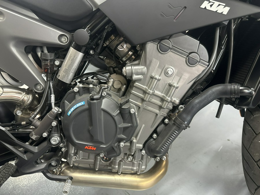 2024 KTM 790 DUKE