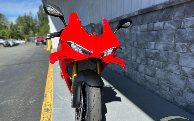 2025 Ducati Panigale V4 S