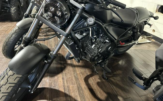 2026 Honda Rebel 300 E-Clutch