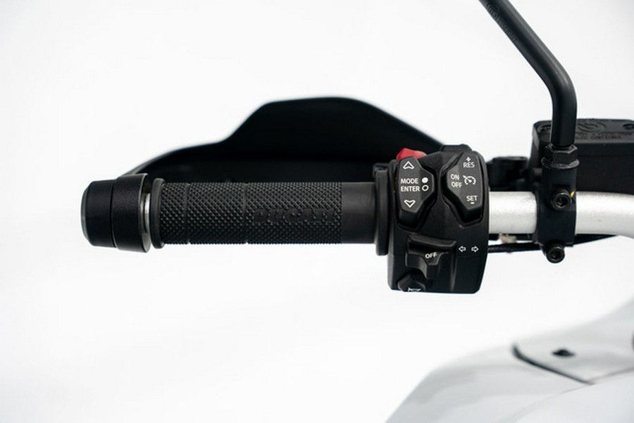 2023 Ducati DesertX Star White Silk