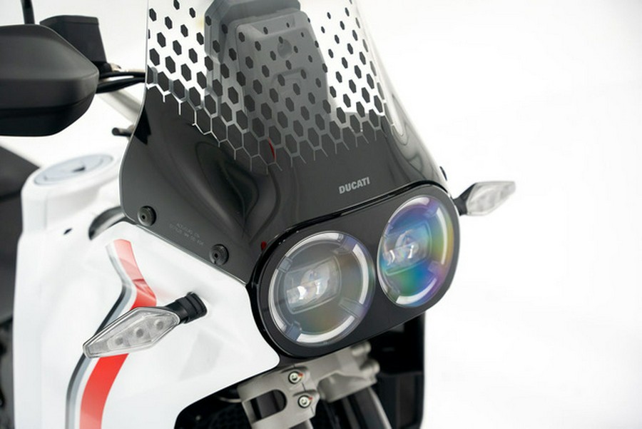 2023 Ducati DesertX Star White Silk