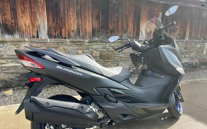 2025 Suzuki Burgman 400 Metallic Matte Black No. 2