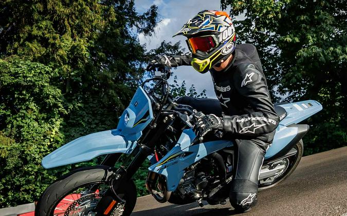 2025 Suzuki DR-Z 400SM