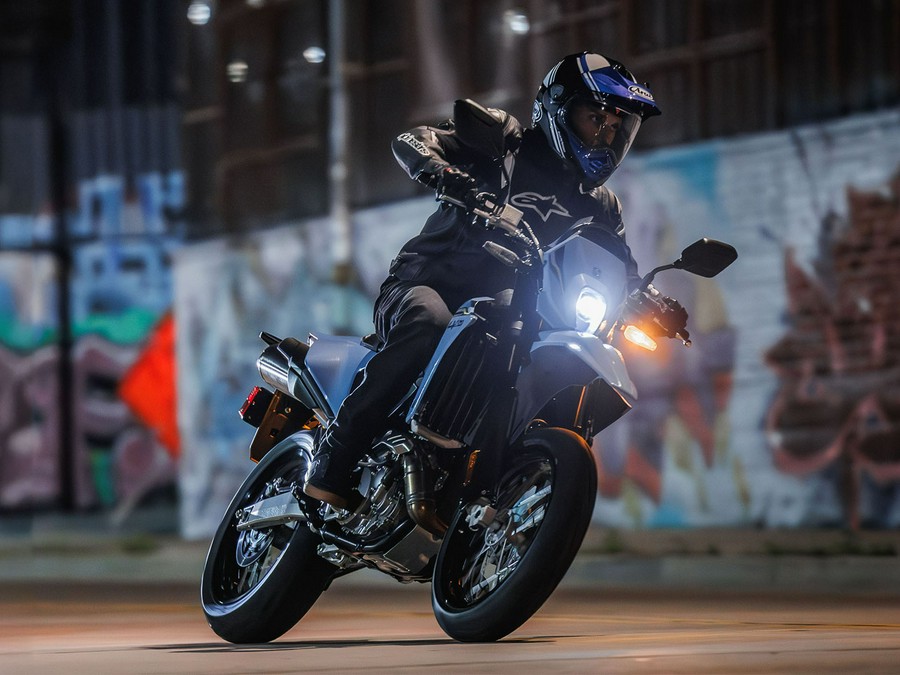 2025 Suzuki DR-Z 400SM