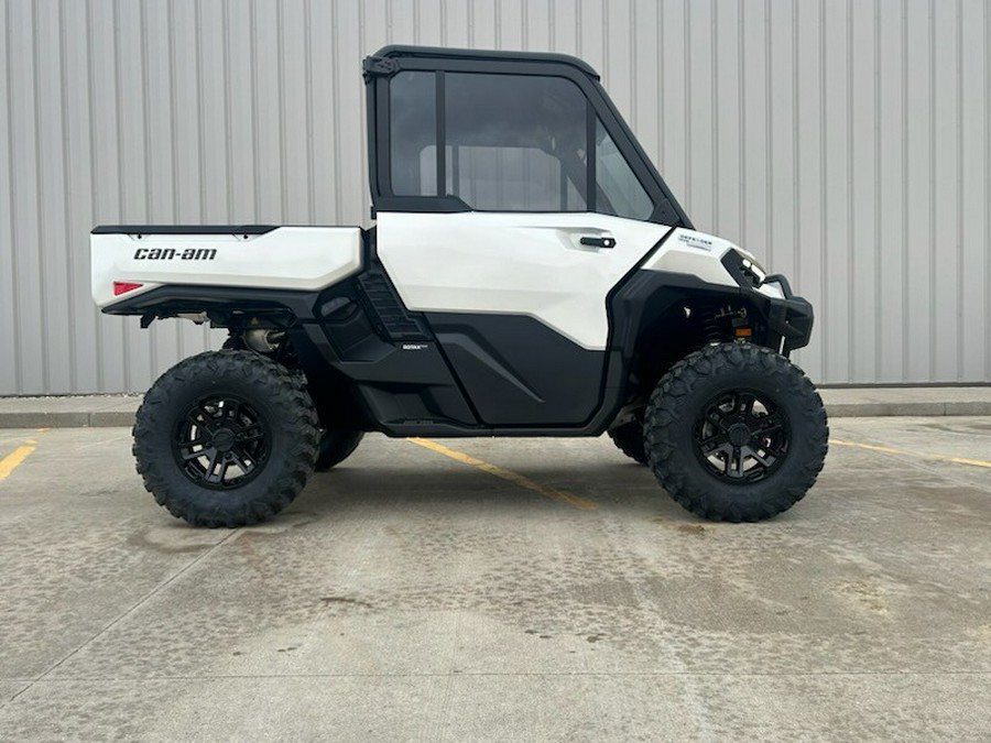 2026 Can-Am Defender Limited HD11