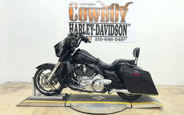 2016 Harley-Davidson FLHX - Street Glide