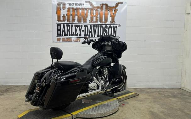 2016 Harley-Davidson FLHX - Street Glide
