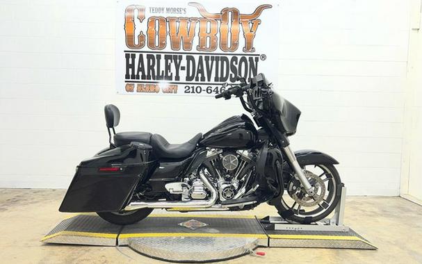 2016 Harley-Davidson FLHX - Street Glide