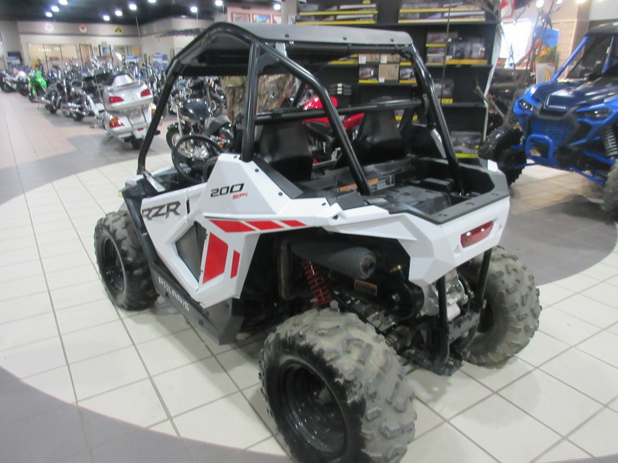 2023 POLARIS RZR 200 EFI