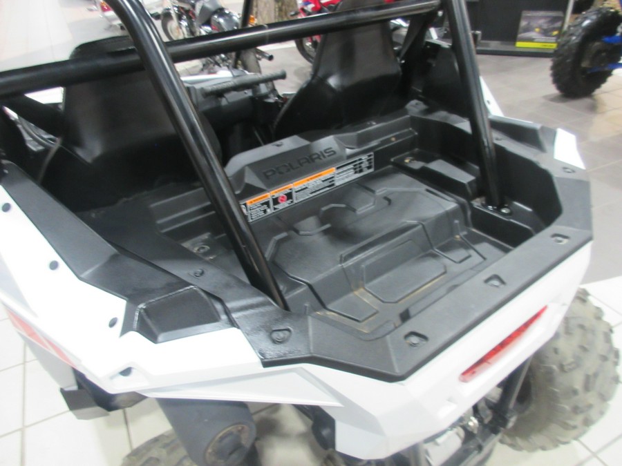 2023 POLARIS RZR 200 EFI