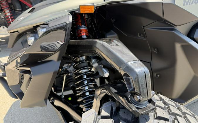 2027 Can-Am Maverick R 999T X RC