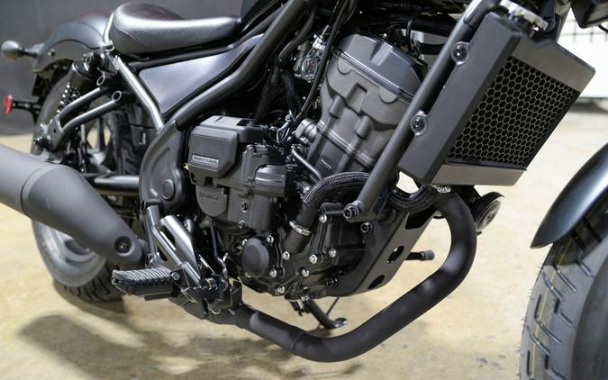 2026 Honda Rebel 300 E-Clutch