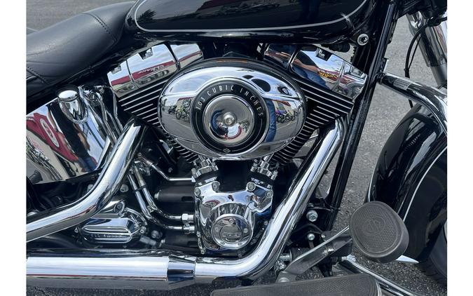 2013 Harley-Davidson® FLSTC Heritage Softail® Classic