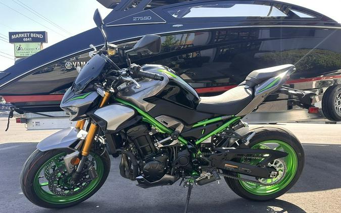 2025 Kawasaki ZR900TSFNL